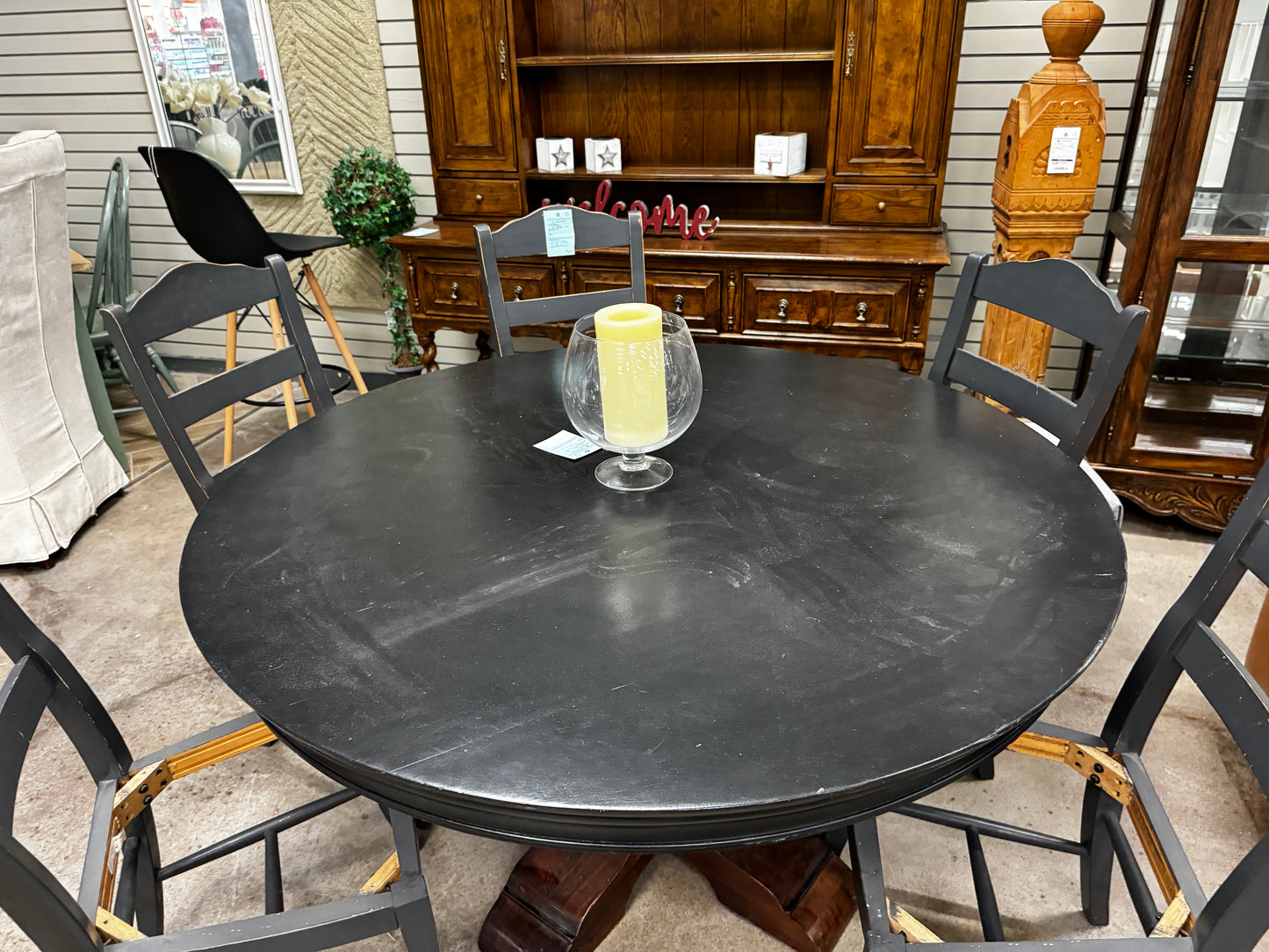 Large Round Pedestal Table w/Black Top