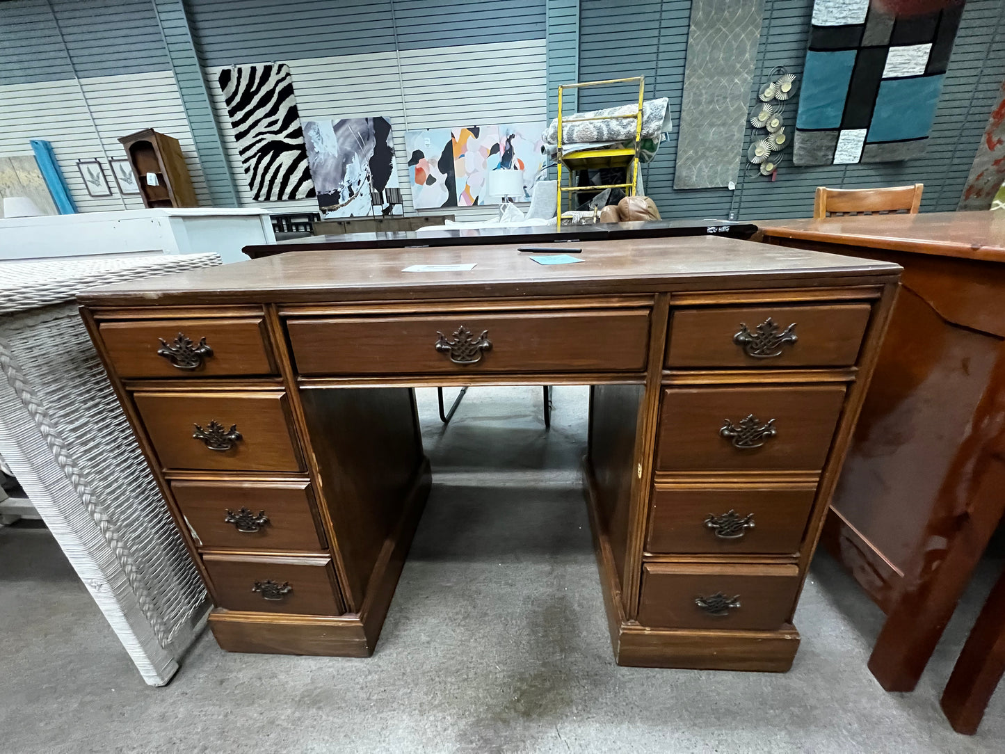 Mahogany Kneehole Desk