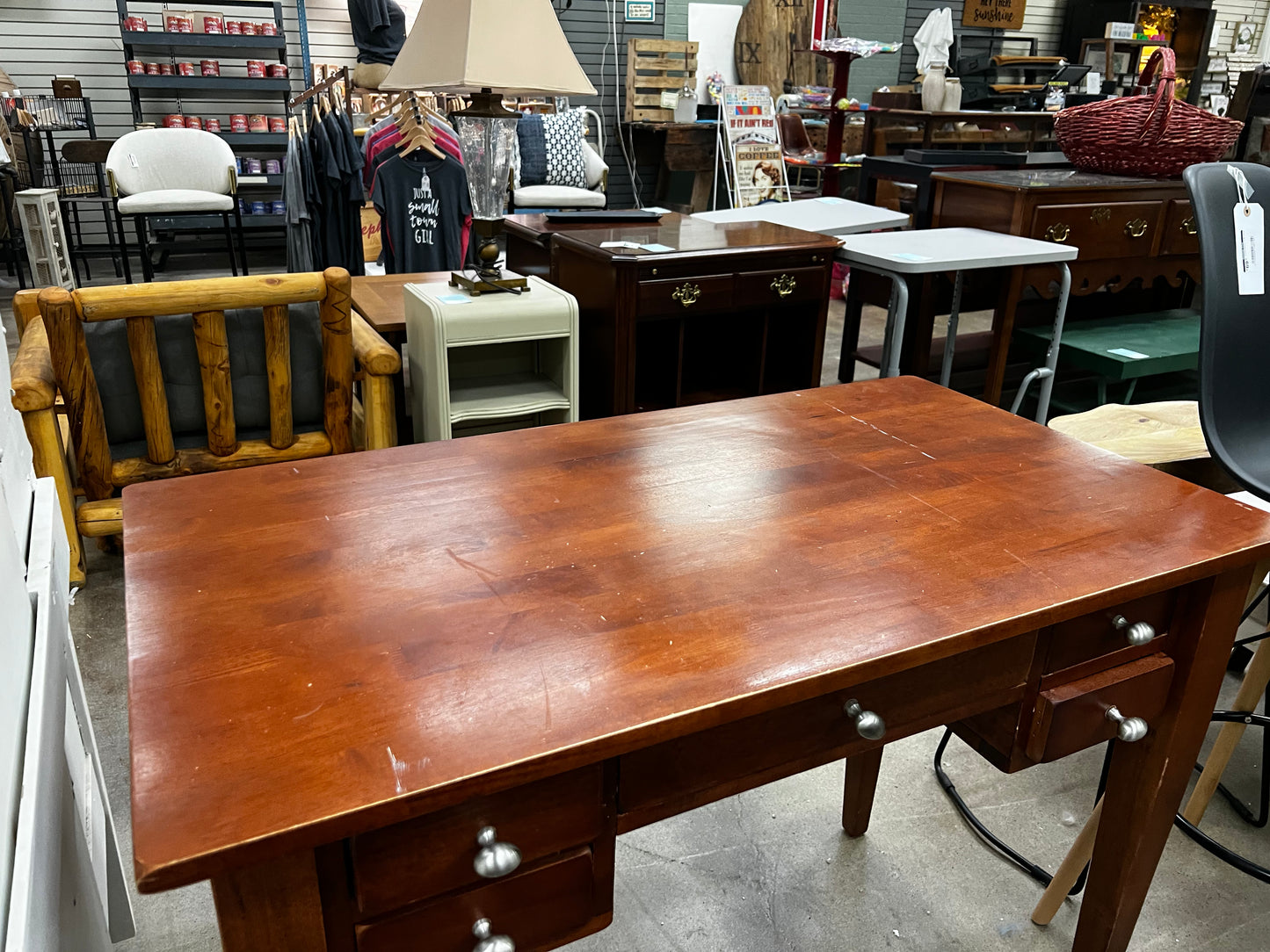Dark Wood Vanity Desk w/ 5 Drawerd