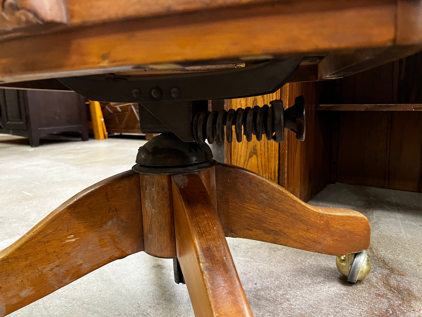 Oak Roll-around Chair