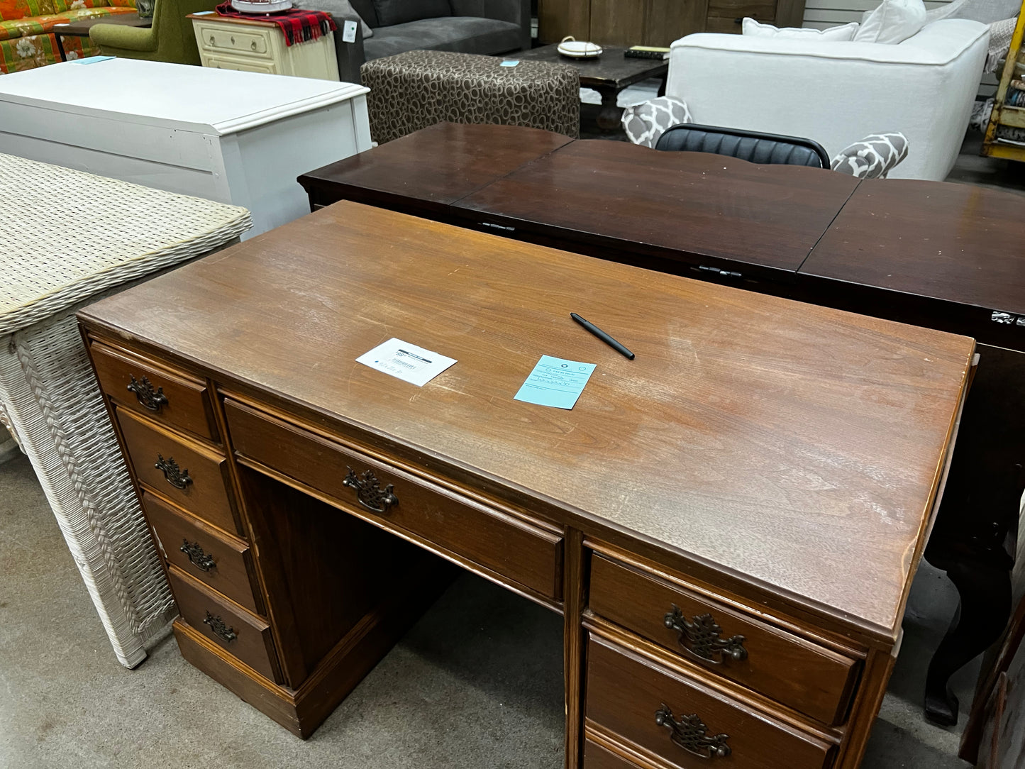 Mahogany Kneehole Desk