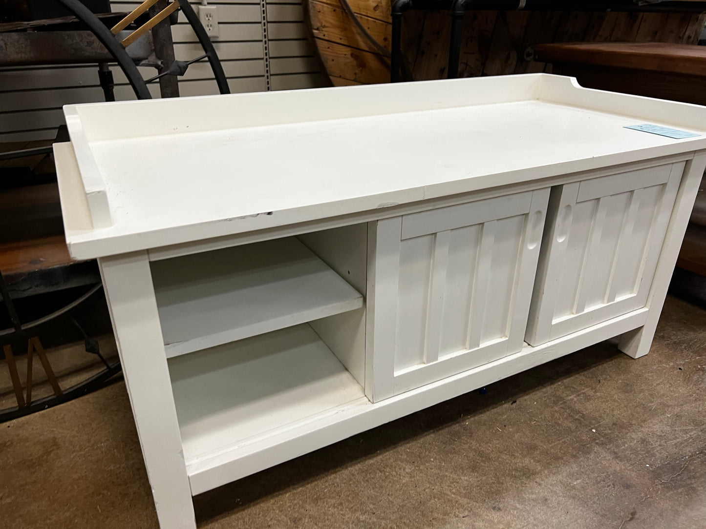 White Painted Bench w/ Storage