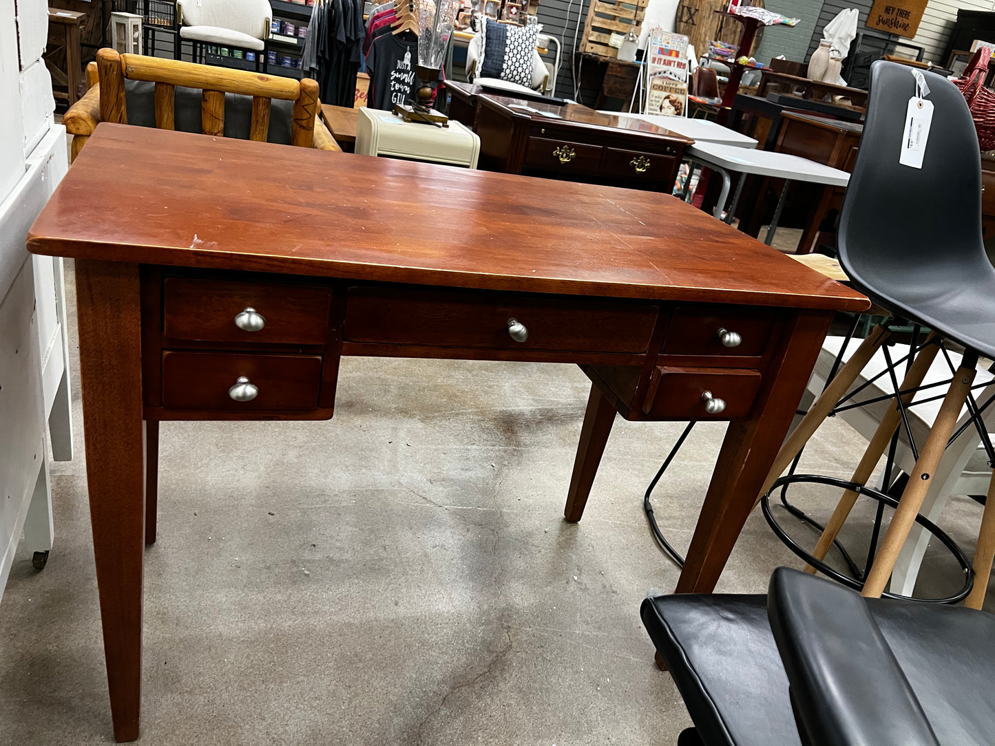 Dark Wood Vanity Desk w/ 5 Drawerd
