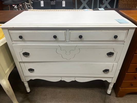 White Painted 4 Drawer Dresser